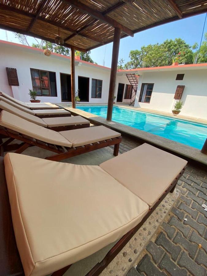 Casa Suites Minizoo Пуерто Ескондидо Екстериор снимка